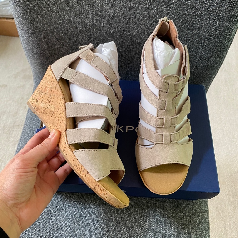 ROCKPORT Leather Gladiator Wedge Sandals 7 Wide